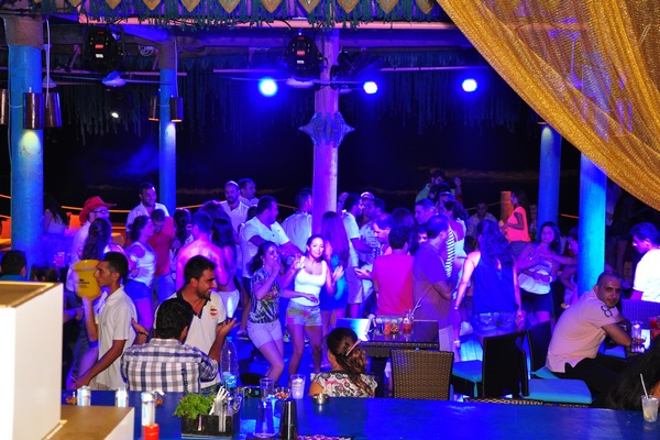 Saturday Night Fever At Edde Sands